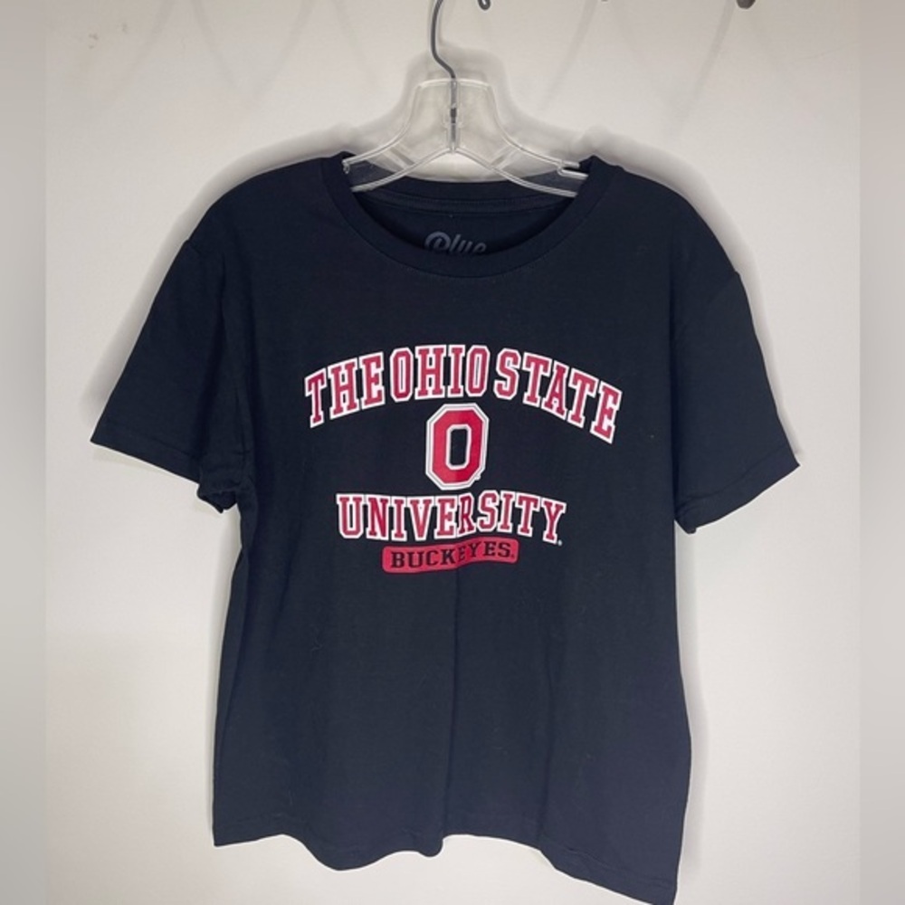 THE OHIO STATE BUCKEYES NWOT T-Shirt Black Size M   Great T-Shirt!  GO BUCKS!